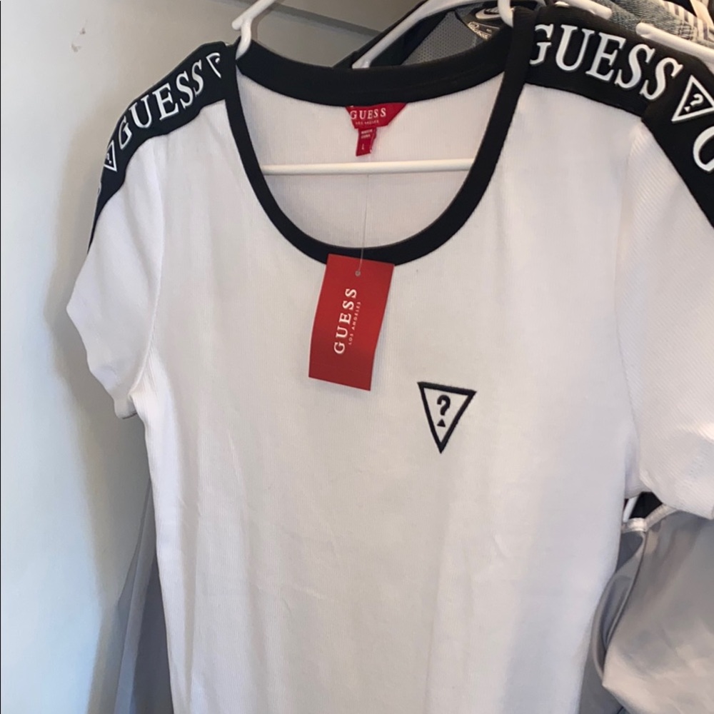 Guess White and Black Fitted Short Sleeve Logo Tee NWT